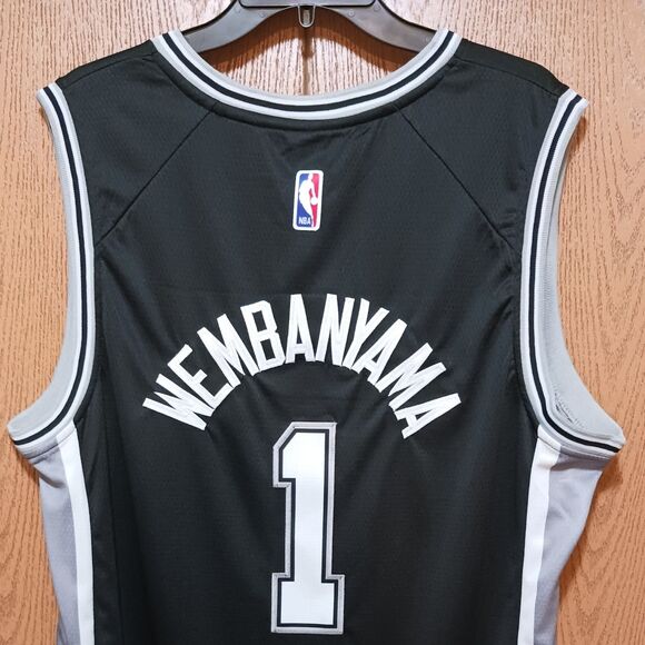 Victor Wembanyama (Nike)-(Spurs)-(Jersey)-(Black)-(New Condition)-(Size:XL)-$100 - Picture 7 of 10
